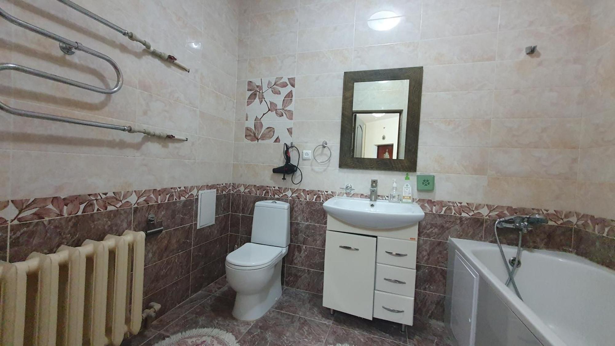 Apartment 36 3х комн кв на 1-8 человек с шикарным видом на байтерек *