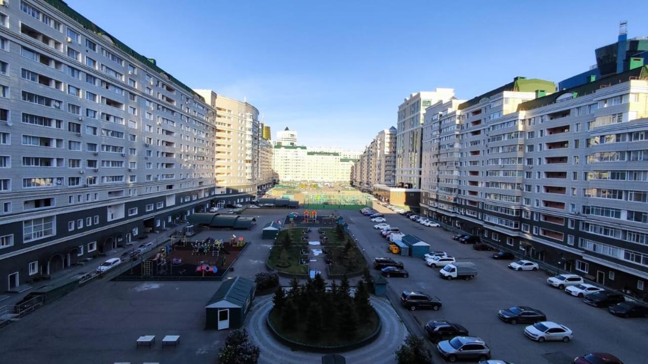 36 3х комн кв на 1-8 человек с шикарным видом на байтерек * Nur-Sultan (Astana)